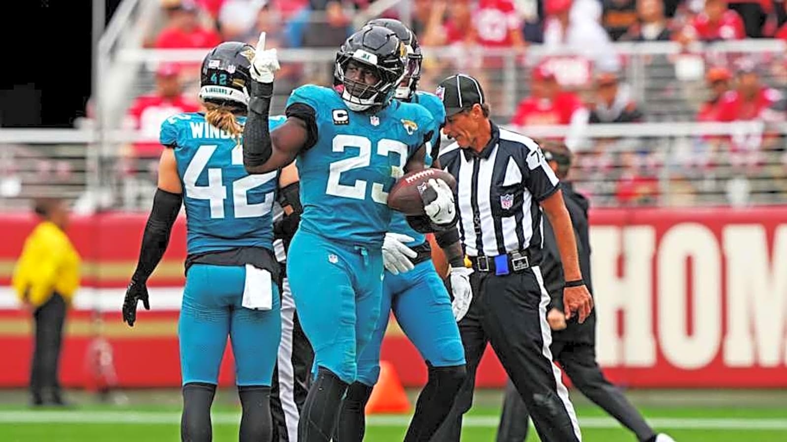 Jaguars Defense Dominates 49ers by Capitalizing on Key Mistakes