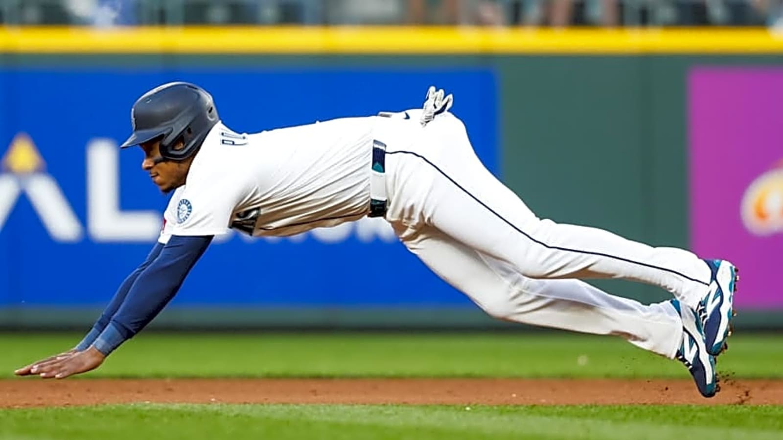 Seattle Mariners Put Out Wild Lineup, Sit MVP Candidate For Contest with Royals