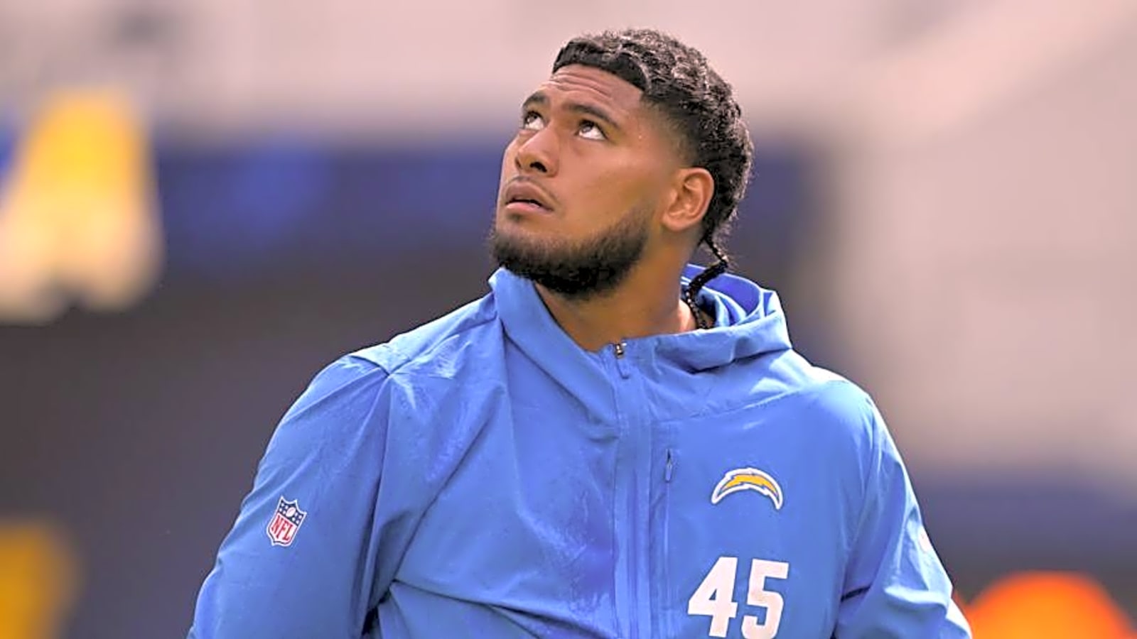 Tuli Tuipulotu’s breakout game bails out Chargers with Khalil Mack on injured reserve