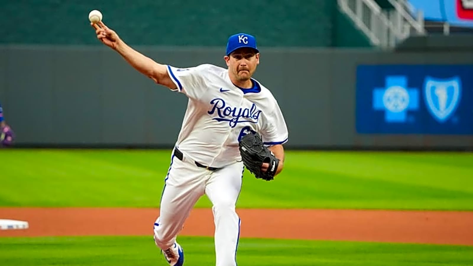 Yankees, Mets Linked To Royals All-Star Hurler By Rival Exec