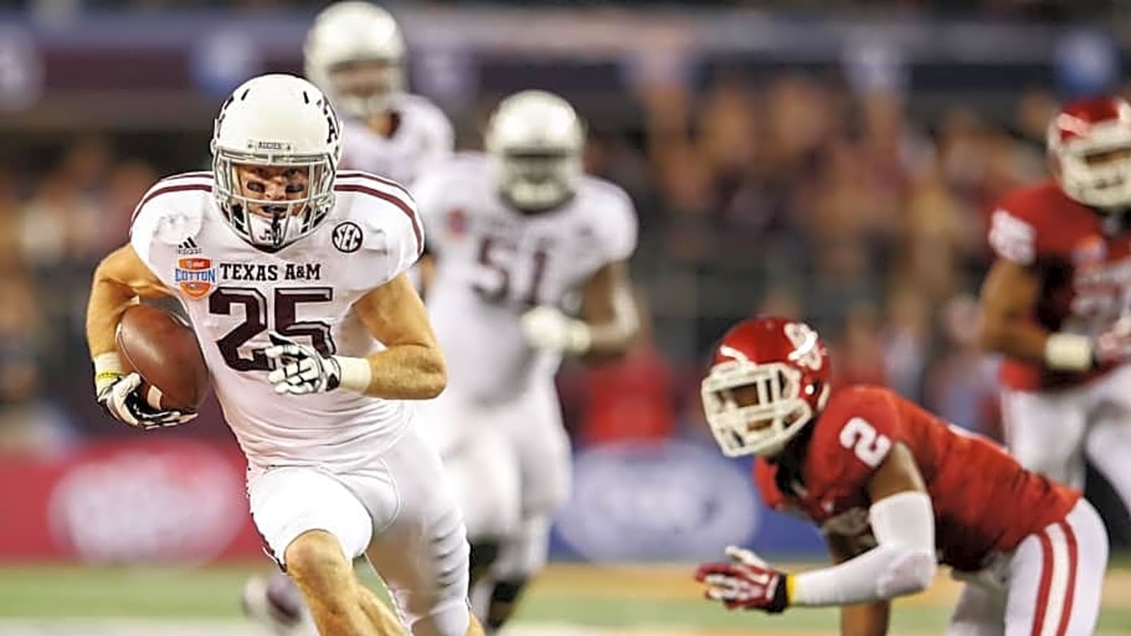 Texas A&M WR &#39;Honored&#39; After Aggie Hall of Fame Induction
