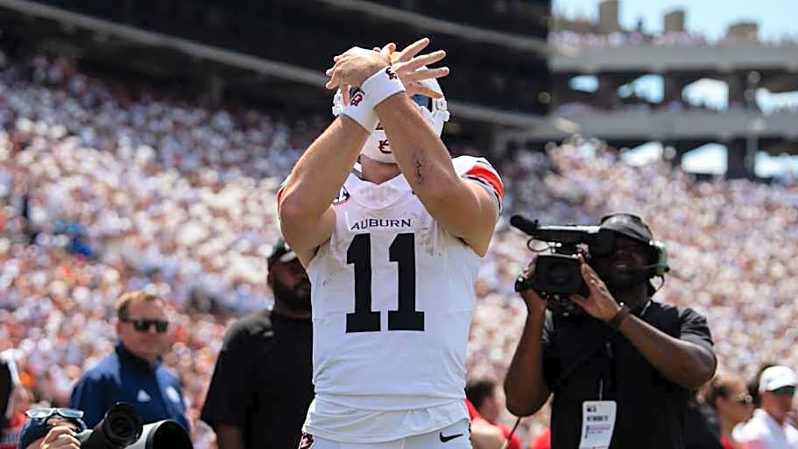 Auburn&#39;s Jackson Arnold has Been Terrific as Oklahoma Sooners Loom