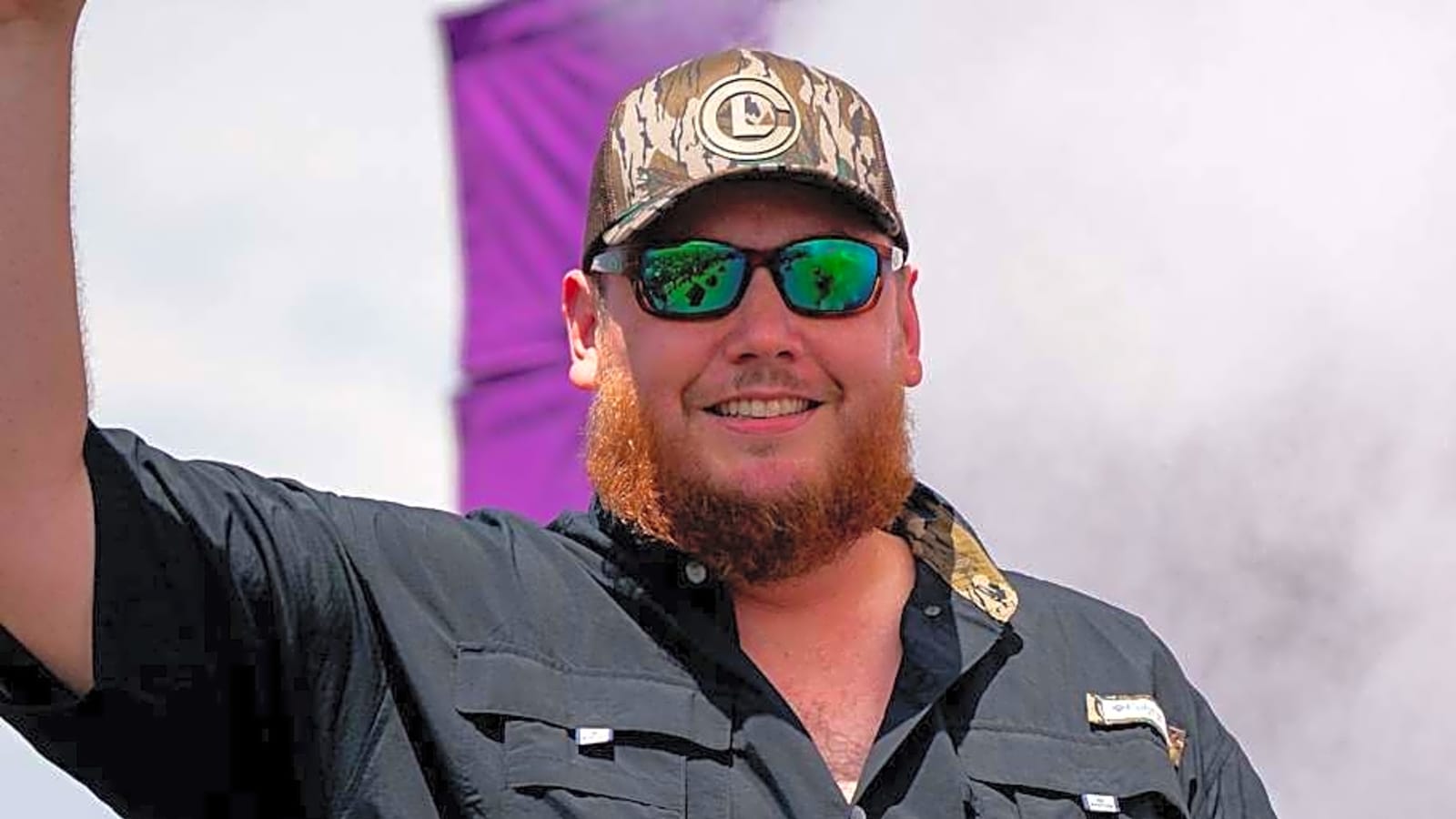 Luke Combs Reveals Favorite Oregon Ducks Sneaker