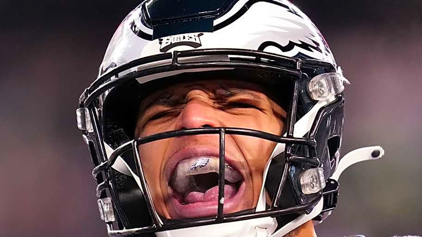 Commanders insider just hyped a roster longshot that nobody saw coming