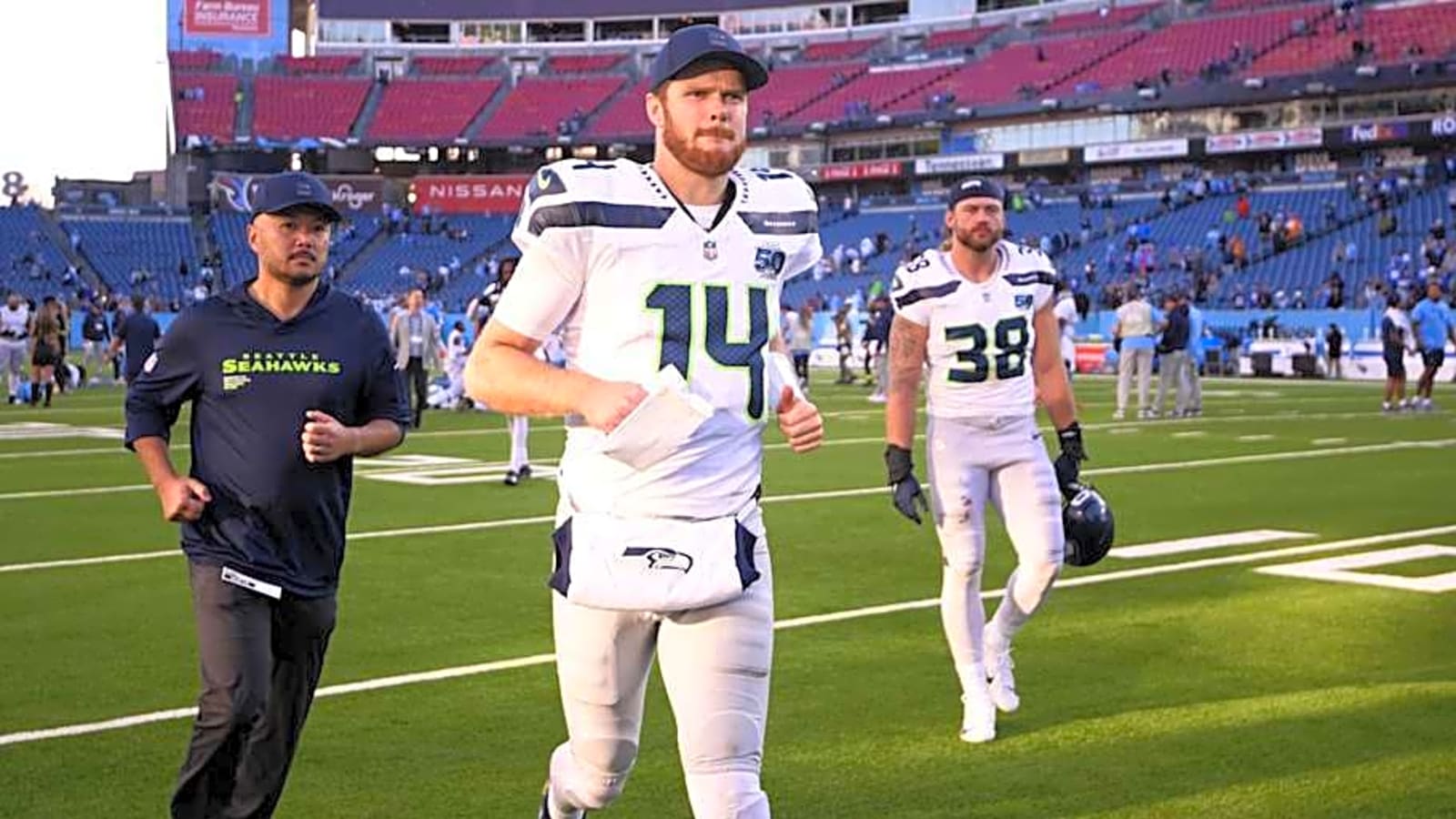 How likely do experts believe the Seahawks will get a decisive win over the Vikings?