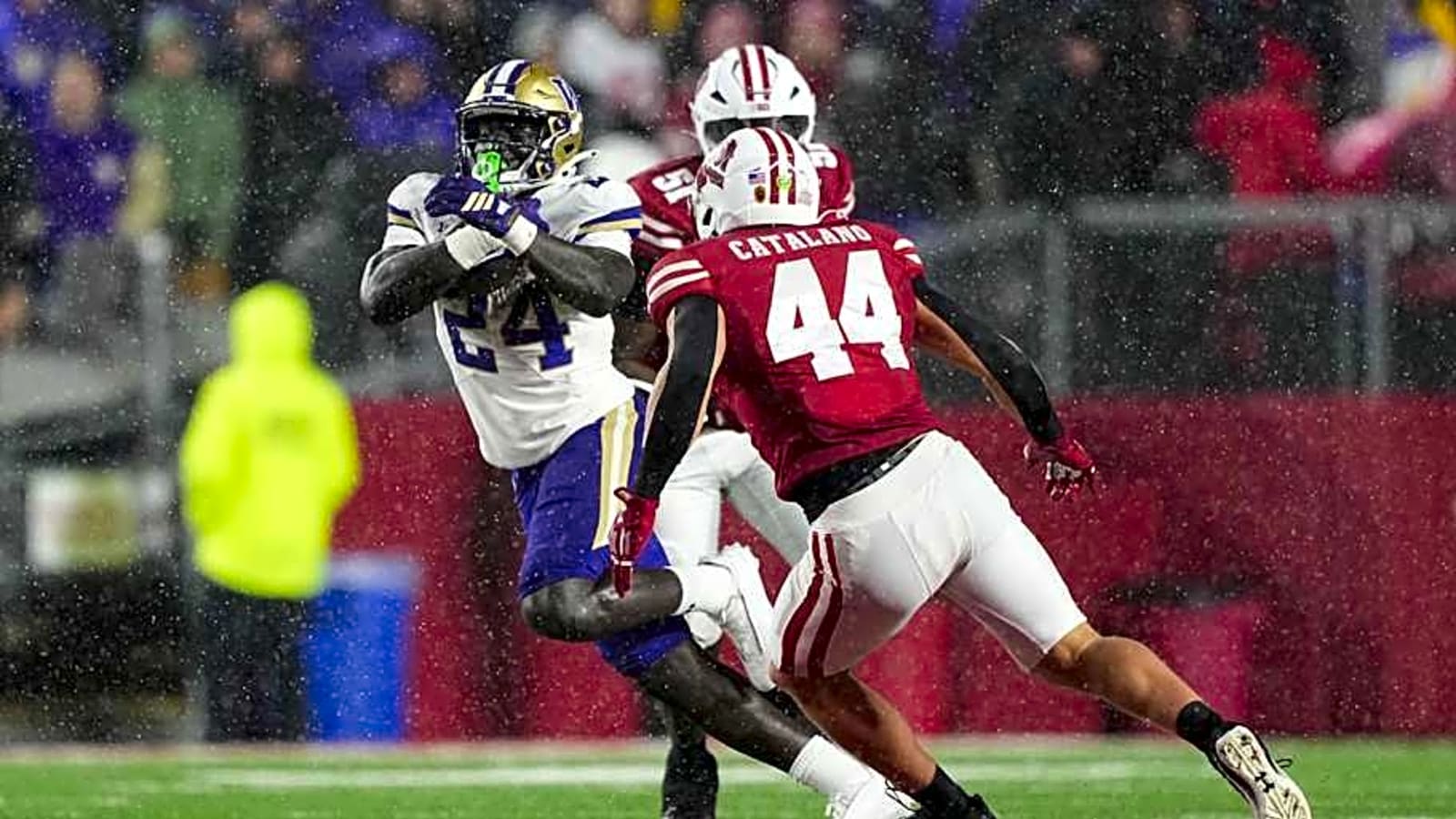 Wisconsin Badgers linebackers snubbed from ESPN ranking of top freshmen in college football