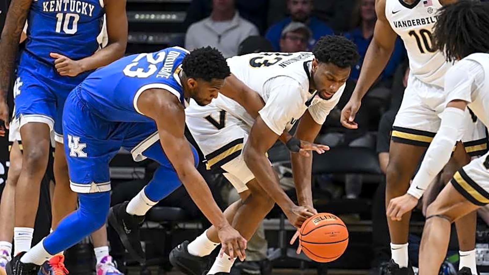 Exclusive: Inside Vanderbilt Basketball's Defensive Resurgence