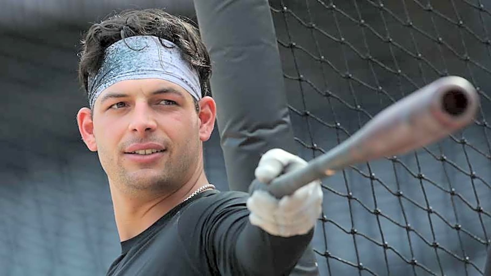 Two Pirates Infielders Surprising Don Kelly the Most