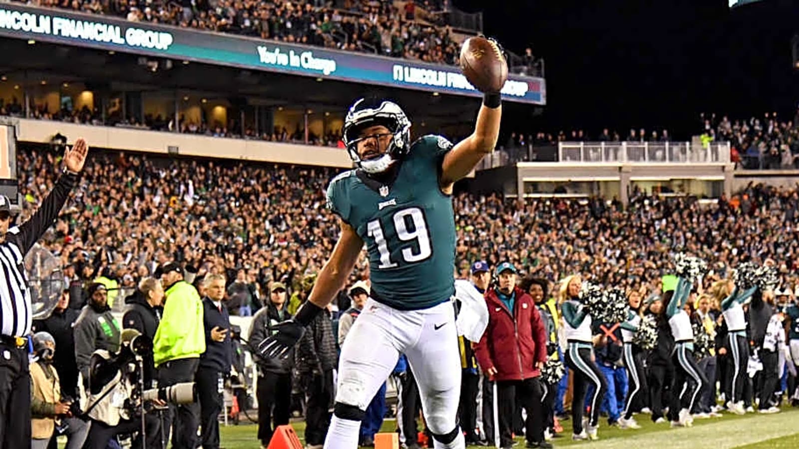 Golden Tate shares tense relationship between Carson Wentz and Nick Foles