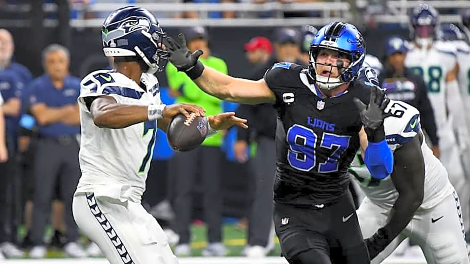 Predicting Lions&#39; Madden NFL 26 Ratings: Defense