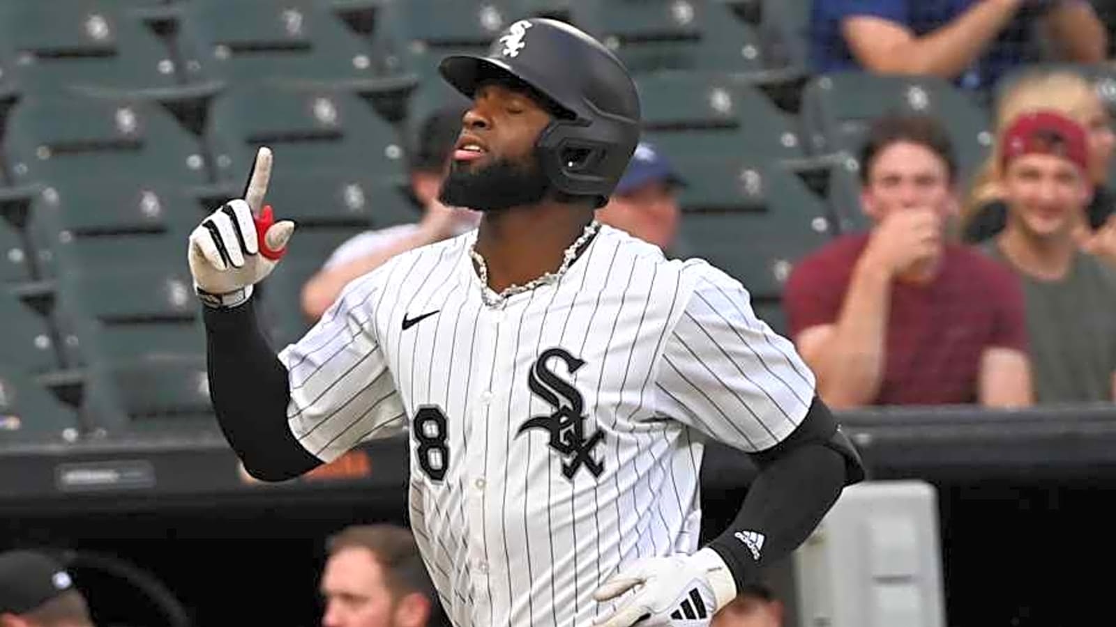 Luis Robert Jr. Nearing Return To Chicago White Sox After Injury