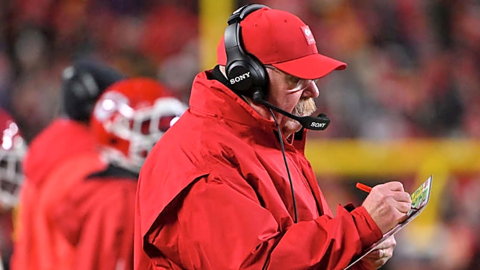 Chiefs' Reid Weighs In on Weighty No-Call