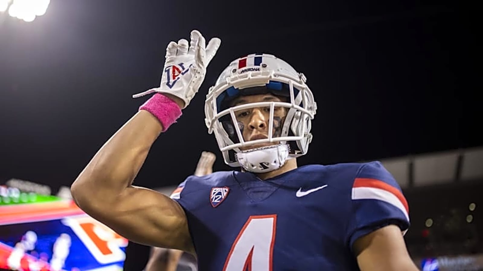 Cowboys predicted to trade up to beat Raiders to elite playmaker