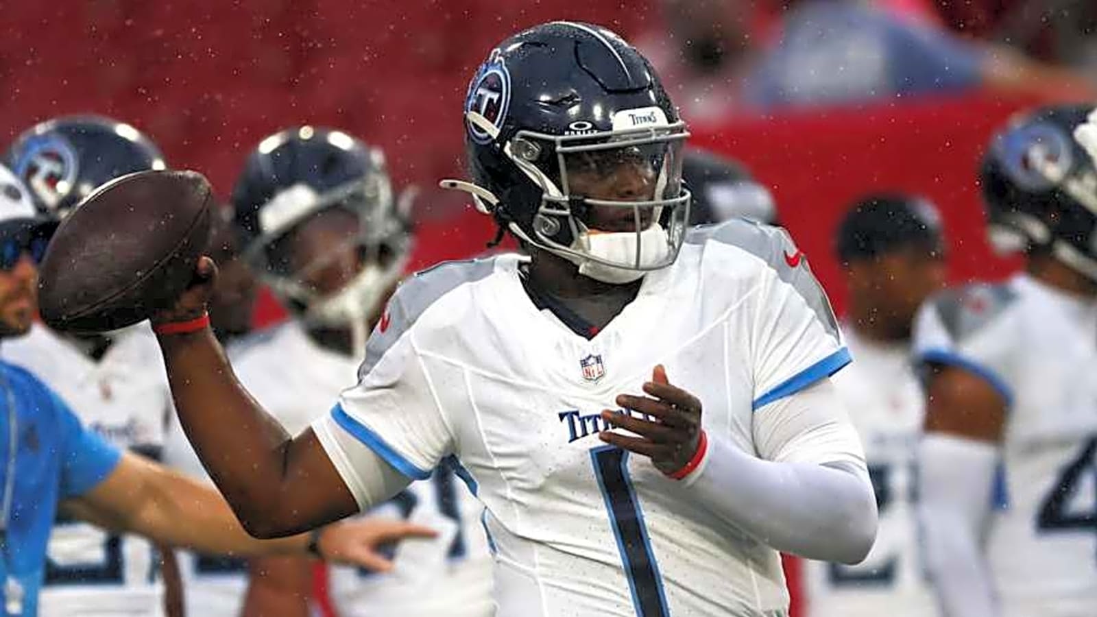 Titans&#39; Cam Ward Doing Extra to Earn Veteran WR’s Respect