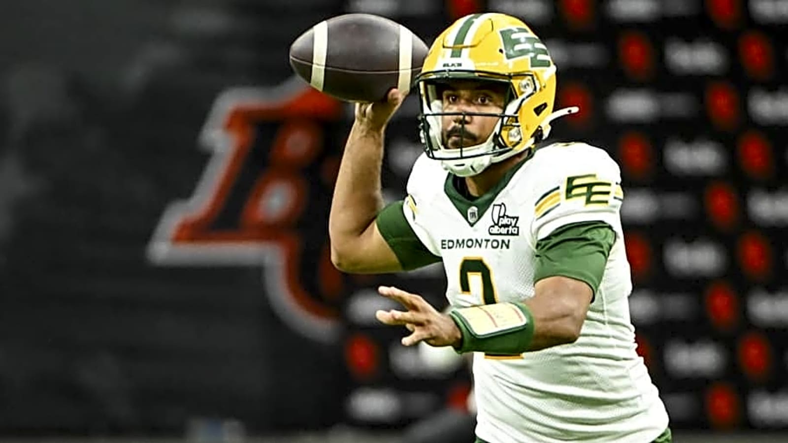 Should Elks Stay With Cody Fajardo at QB Over Tre Ford?