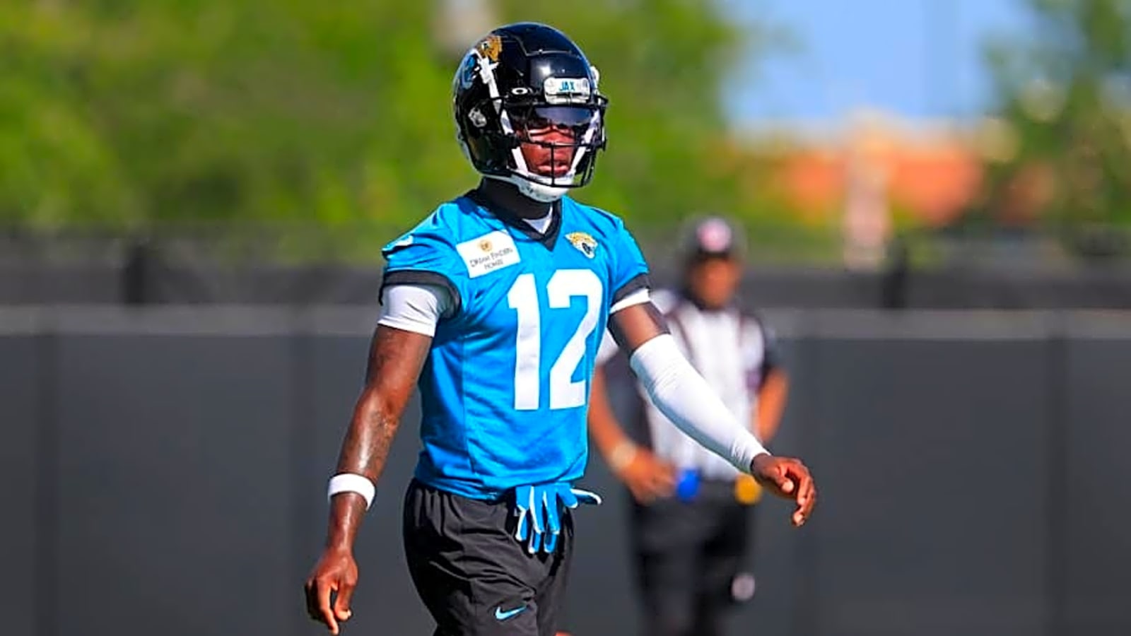 Jaguars&#39; James Gladstone Weighs in on Travis Hunter&#39;s Snap Count