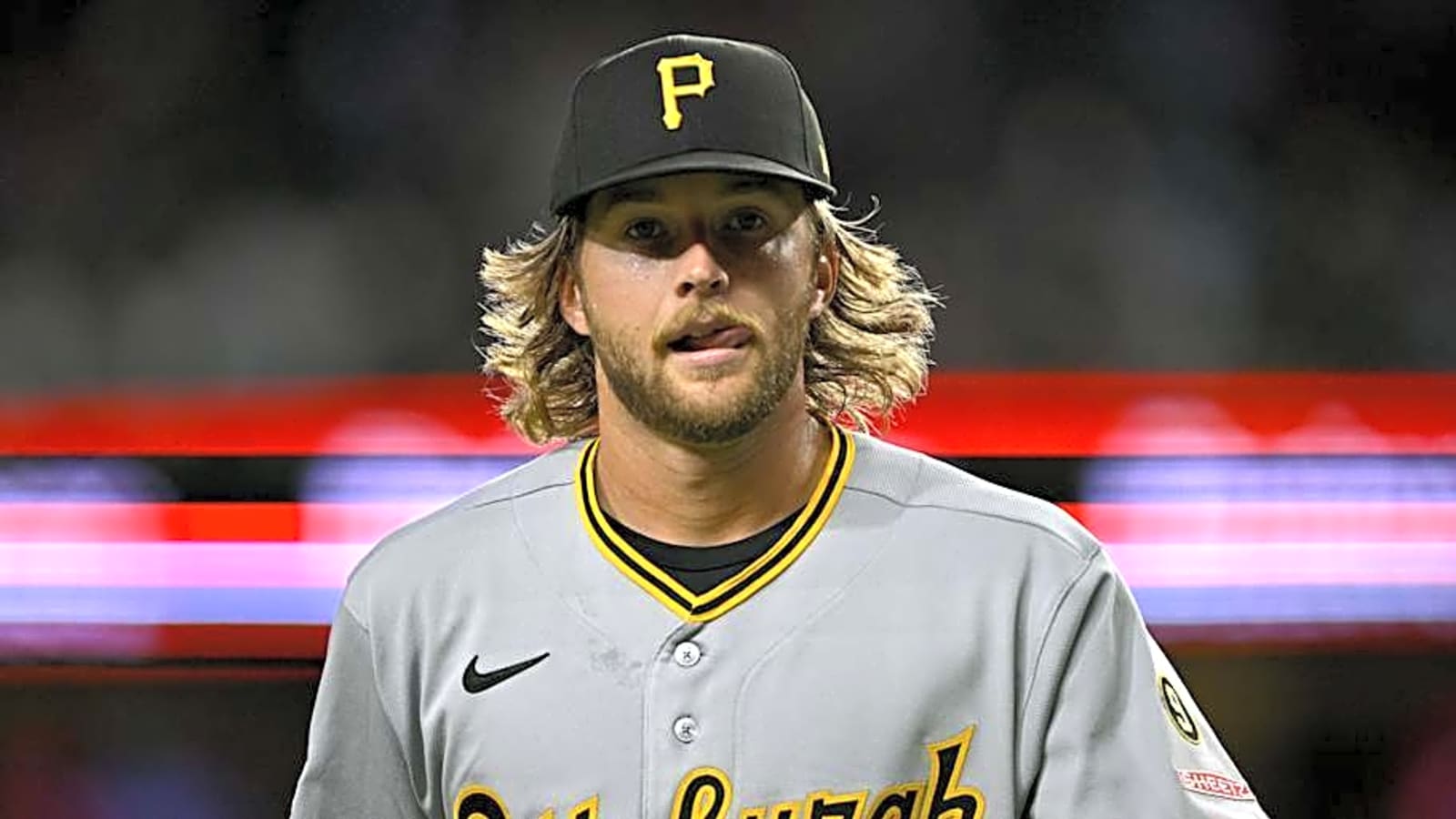 Carmen Mlodzinski Struggles as Pirates Lose to Rangers