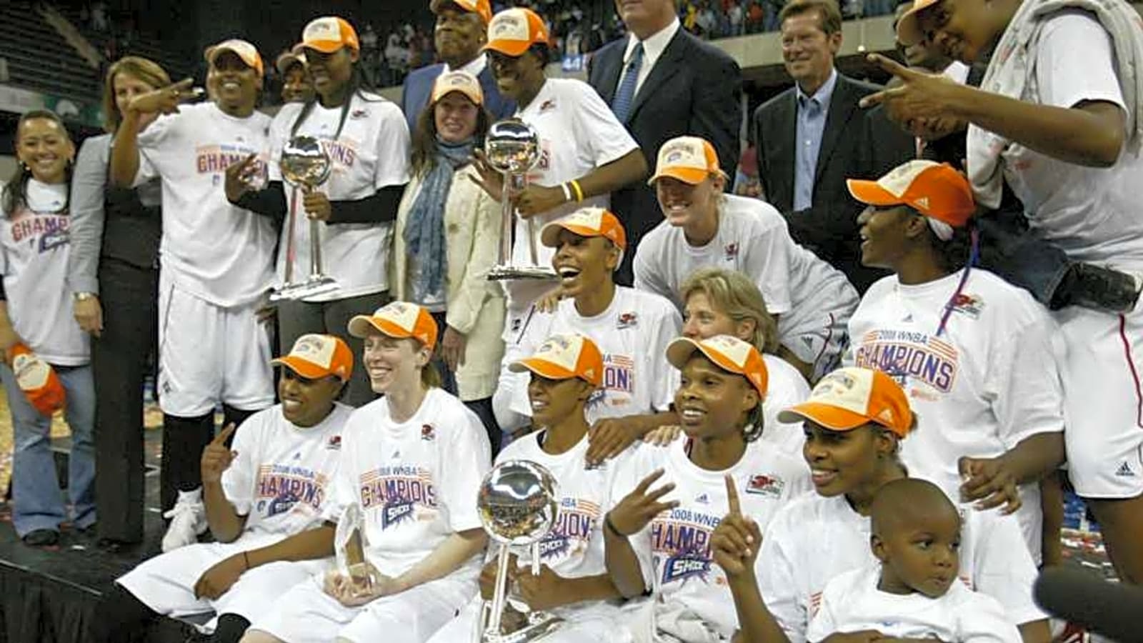 Detroit Pistons Welcome WNBA Franchise to Town