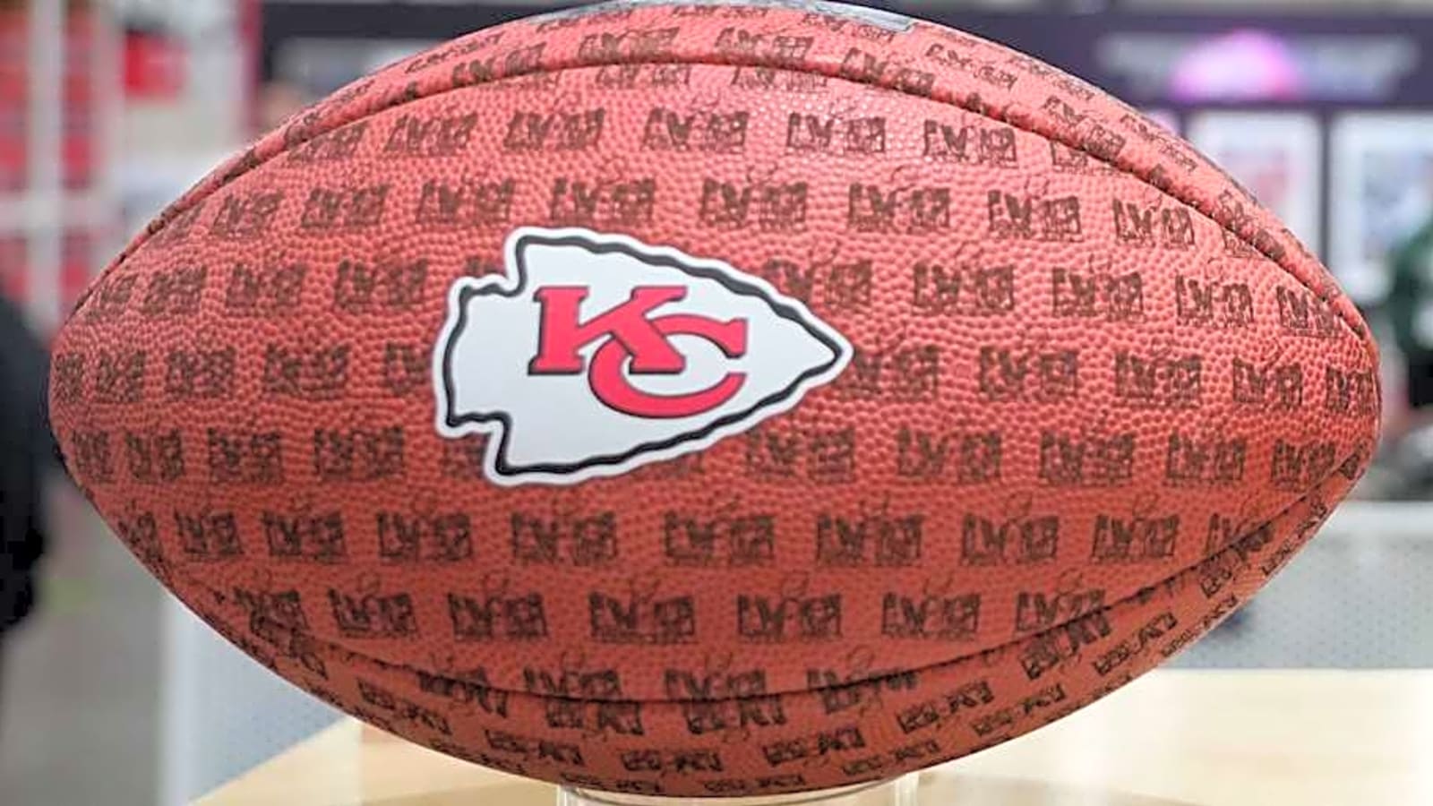 Chiefs Need to Re-Sign This 2026 Free Agent