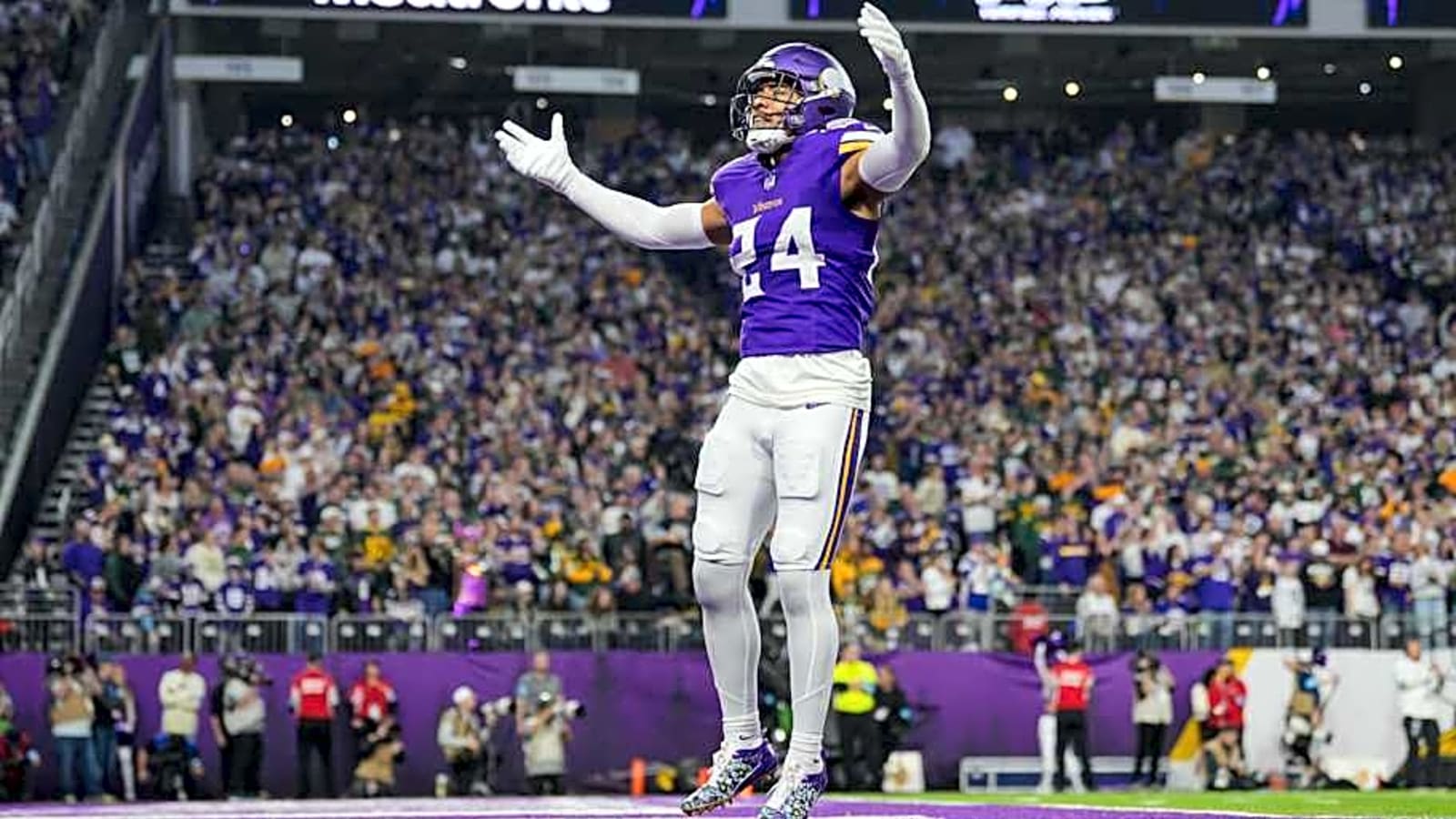 Colts Among &#39;Worst&#39; Free Agent Signings