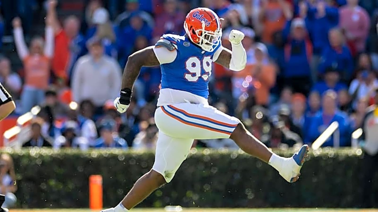 Unheralded Panthers draft pick absolutely manhandles Browns lineman