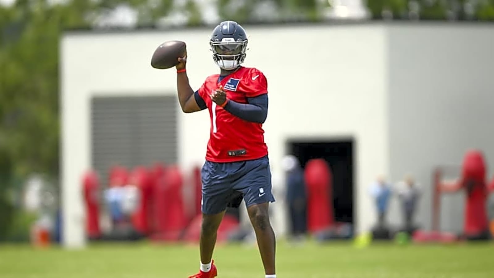 Titans&#39; Rookie Still Needs to Earn Starting Spot
