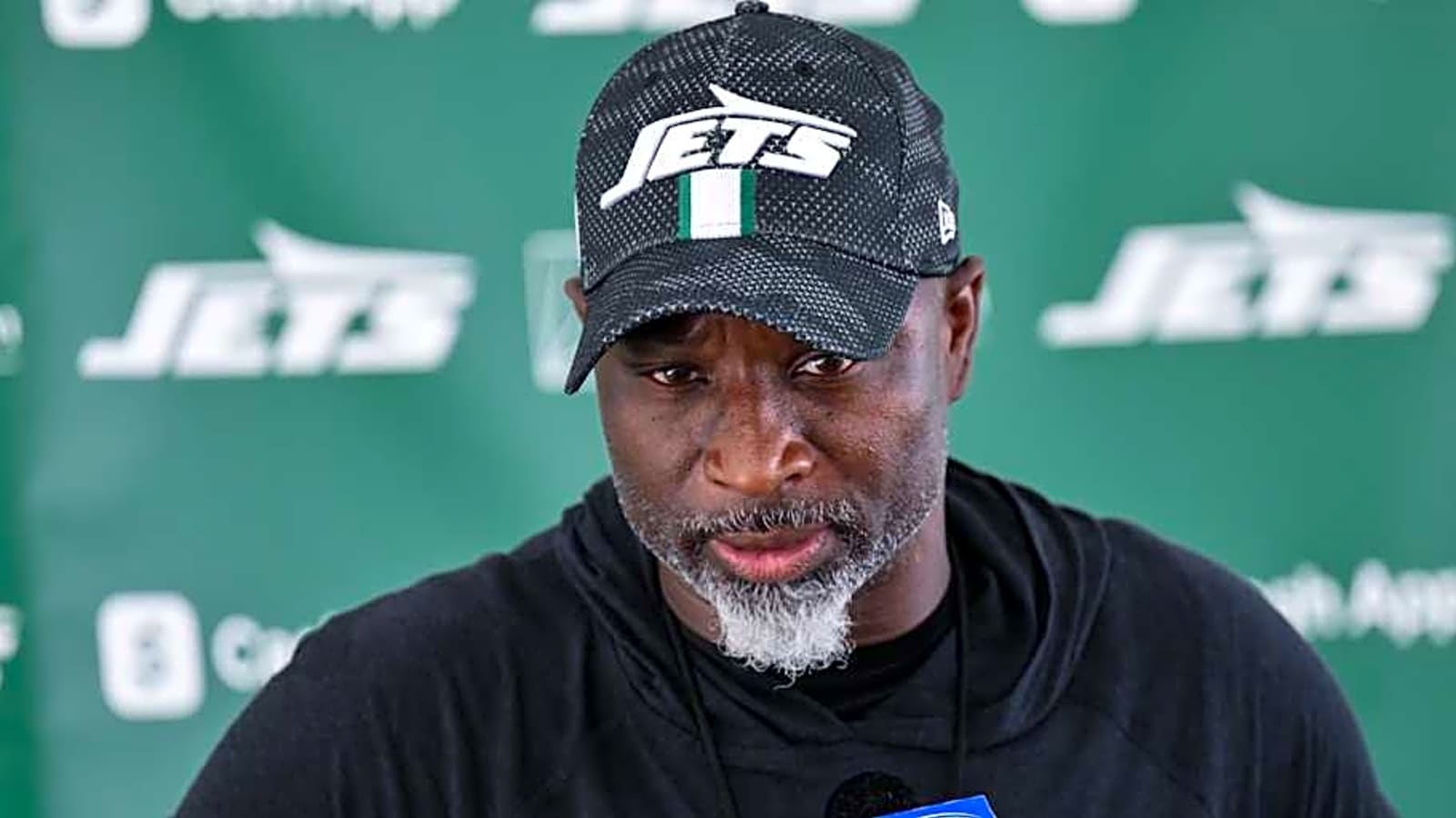 Aaron Glenn Responds To Breece Hall-Jets Trade Rumors