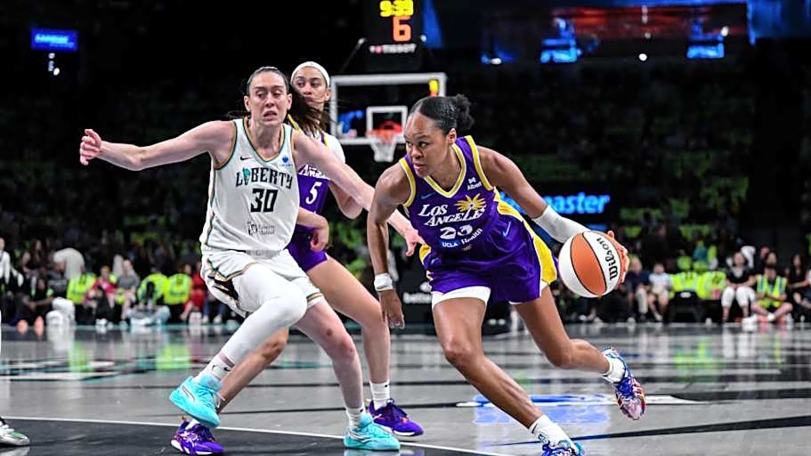 Liberty Share Major Breanna Stewart Injury Update Before Tuesday&#39;s Sparks Rematch