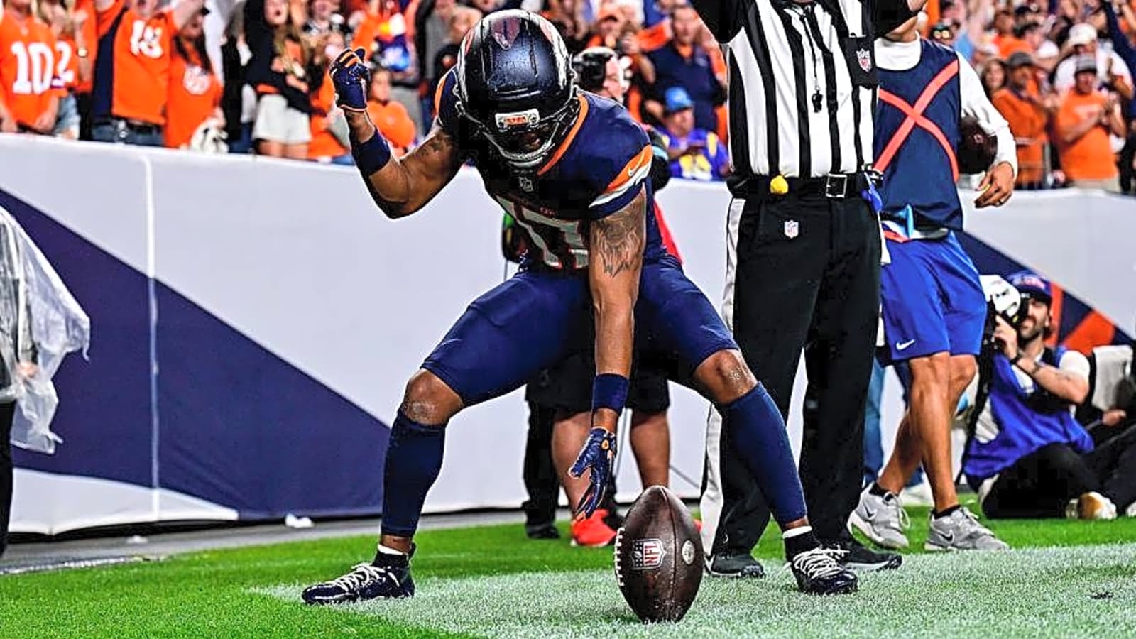 Broncos Address Troubling Jaylen Waddle Injury Rumor