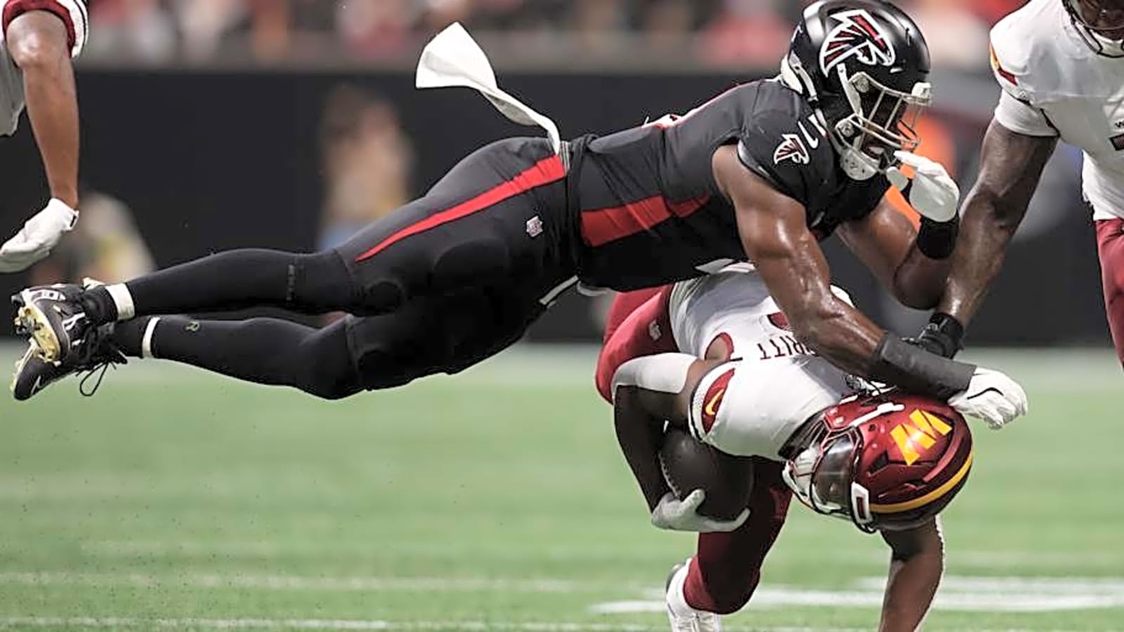 Divine Deablo Emerging as Atlanta Falcons’ Defensive Anchor