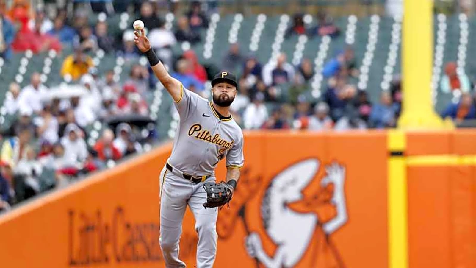 New York Yankees Reportedly Interested in Trading For Former Infielder