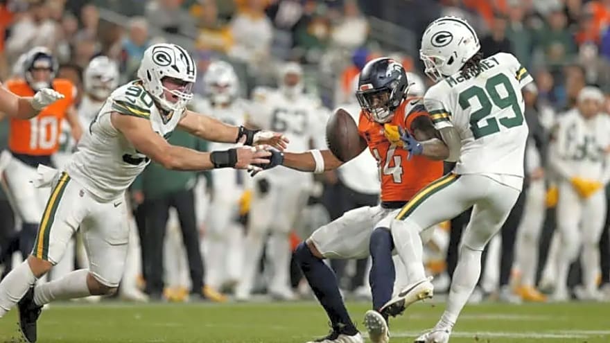 Packers’ playmaker stepping up just as defense needs him most