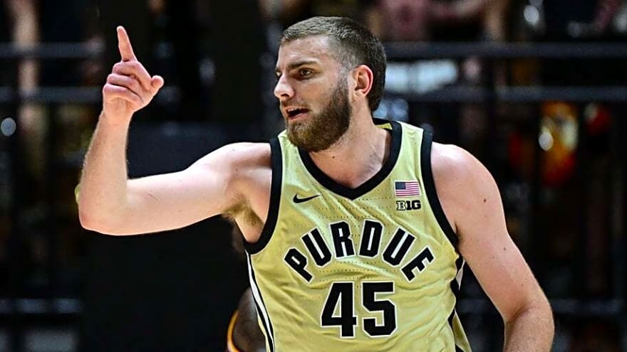 No. 6 Purdue dusts off Minnesota with 50 second-half points