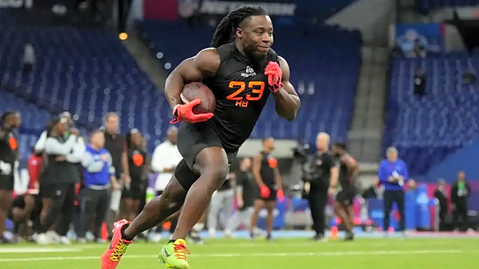 Chicago Bears’ newest running back earns David Montgomery comparison