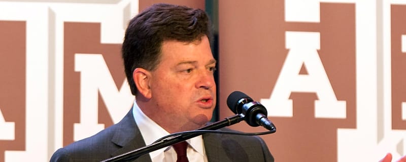 LSU athletic director should be on hot seat after Brian Kelly firing