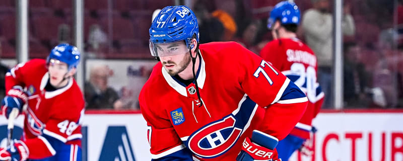 Kirby Dach Files for Salary Arbitration