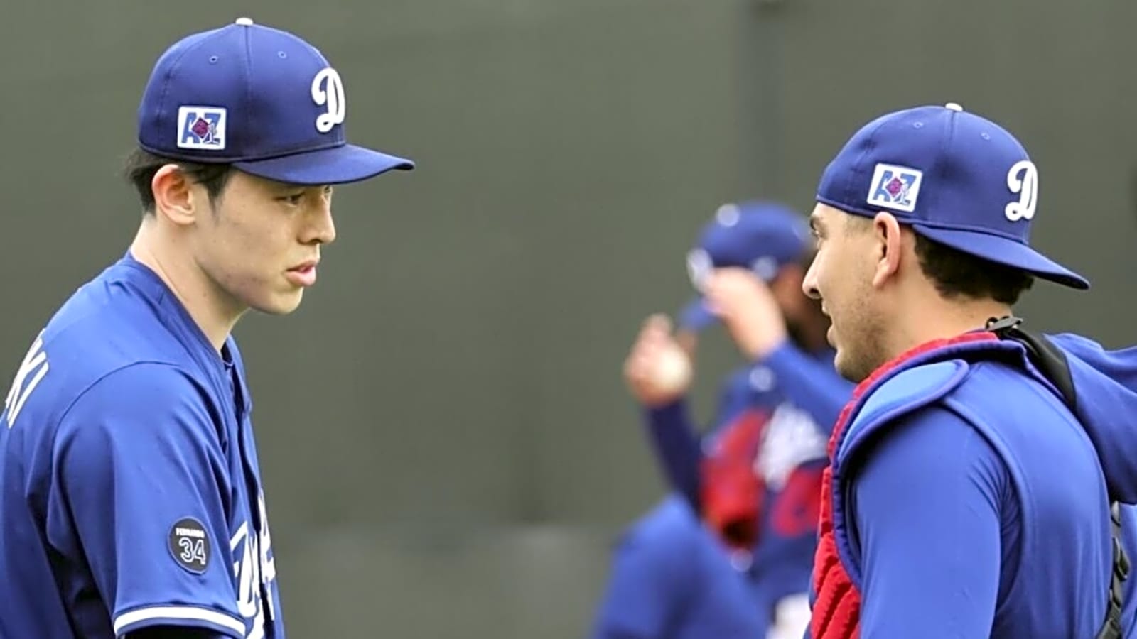 Dodgers Value ‘Familiarity’ Austin Barnes Has With Roki Sasaki