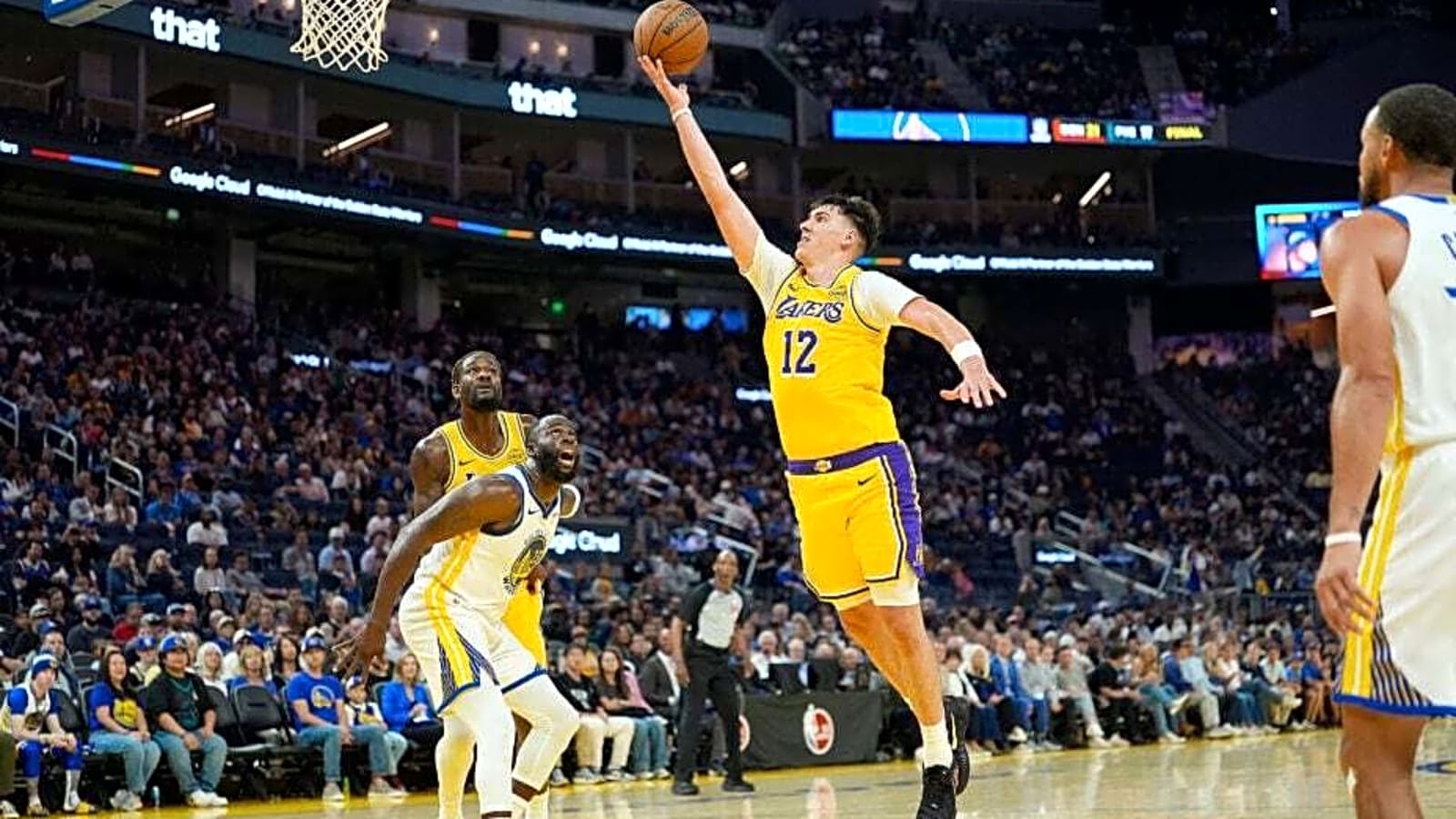JJ Redick questions Jake LaRavia’s performance vs. Warriors, clarifies ‘that won’t be the role’ for him