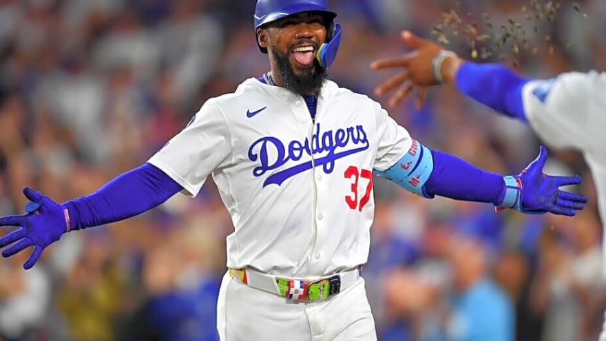  Teoscar Hernández Trade Unlikely & Moving To Left Field