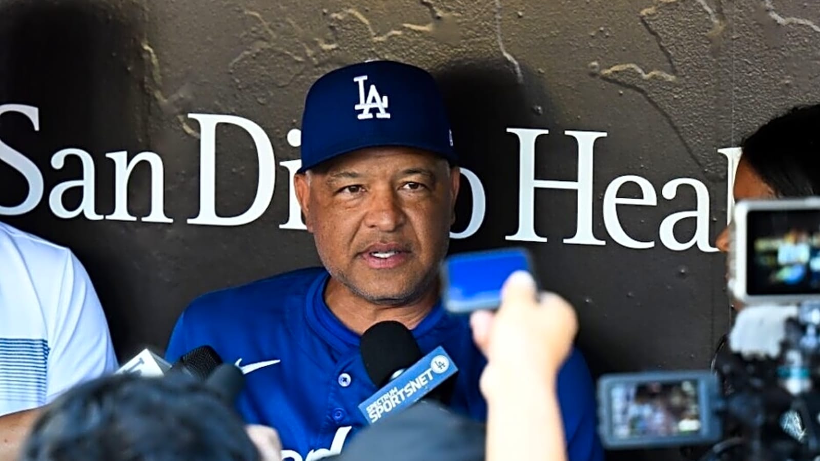Dave Roberts Sets Goal For Dodgers In Stretch Of NL West Games