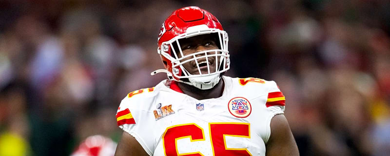 Chiefs face critical deadline to lock up Pro Bowl guard
