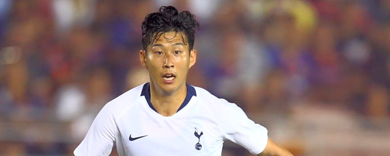Tottenham Hotspur star announces unexpected departure
