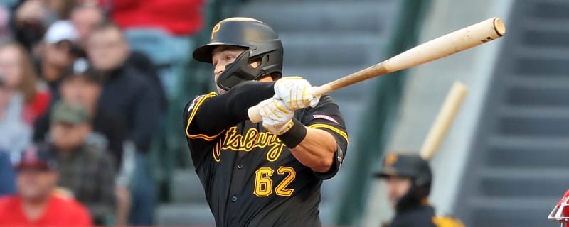 Three stars of the night in MLB: Pirates rookie homers in first MLB at-bat