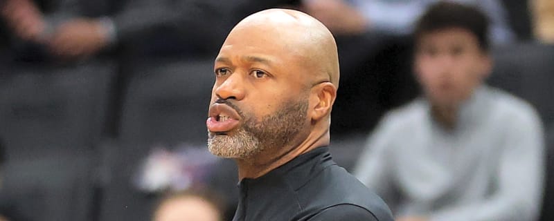 Magic hit new low in blowout loss to Raptors