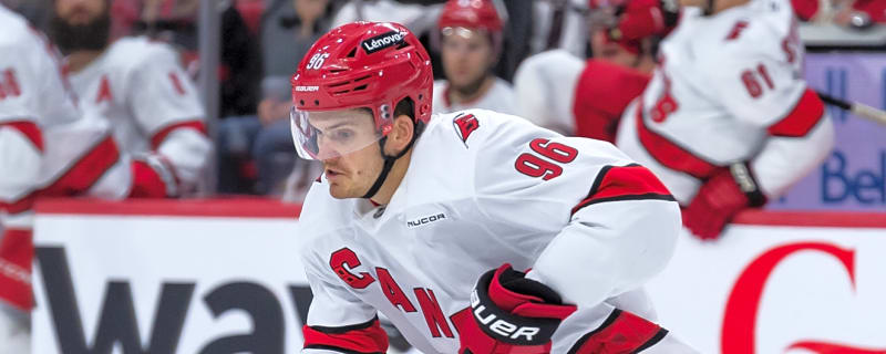 Maple Leafs are reportedly interested in this free-agent center