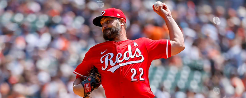 Unnerving injury development unfolding with Reds pitcher