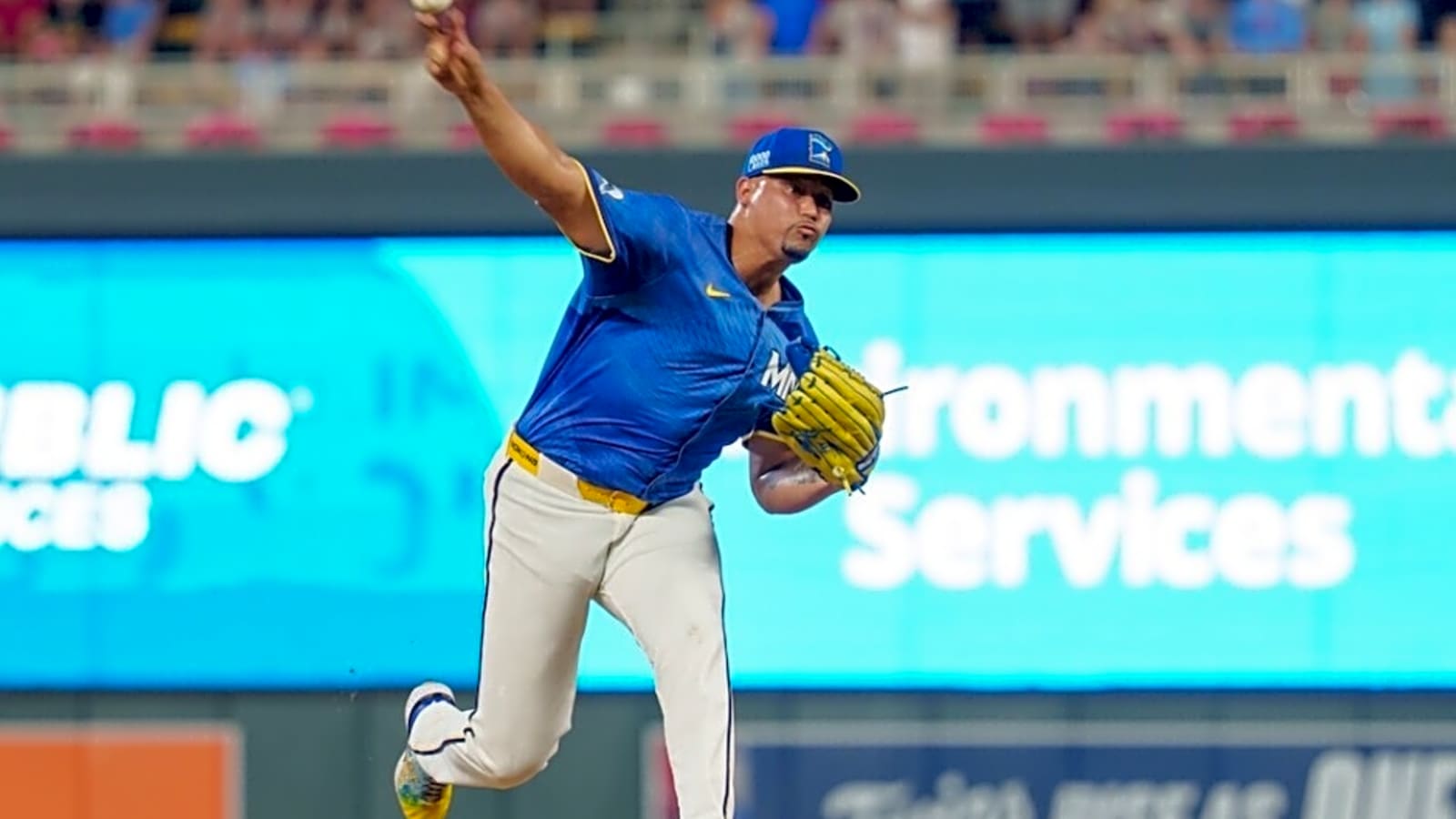 MLB Trade Deadline: Dodgers Among Teams Interested In Twins’ Relief Pitchers