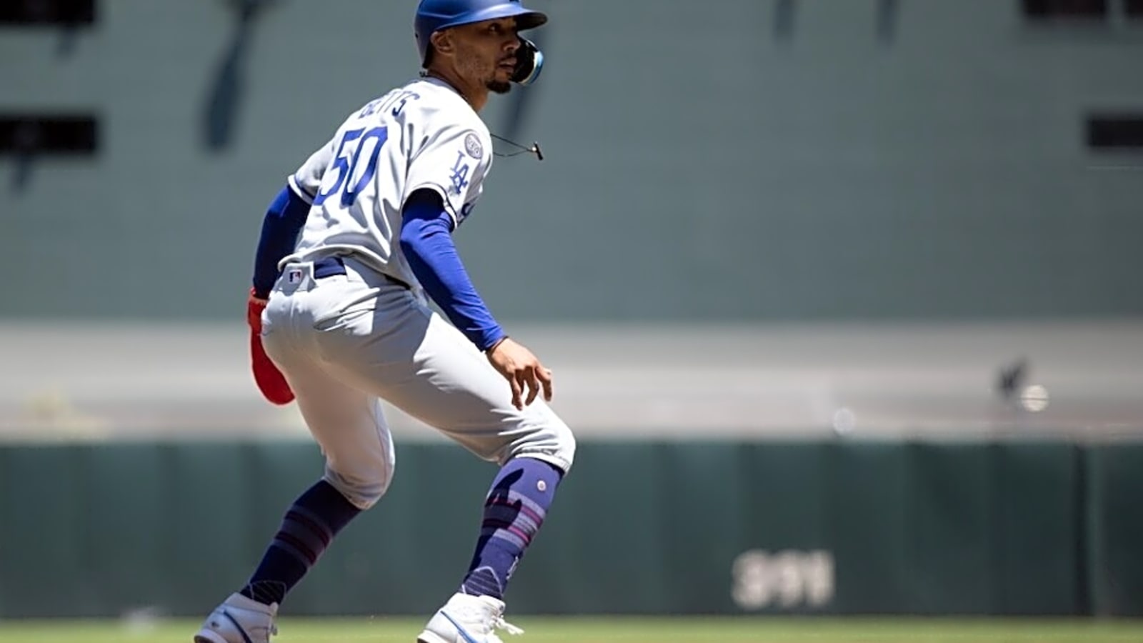 Mookie Betts Not Dodgers Lineup For 1st Game Against Red Sox Due To Personal Reasons