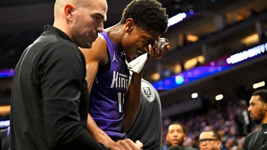 De’Andre Hunter out for season after retinal detachment surgery, third Kings starter sidelined