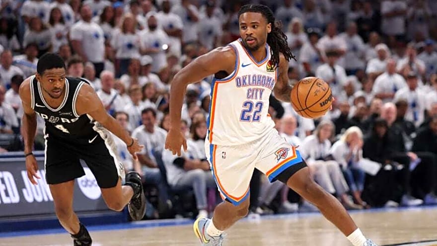 Cason Wallace and Isaiah Hartenstein keep swinging Thunder-Spurs possessions